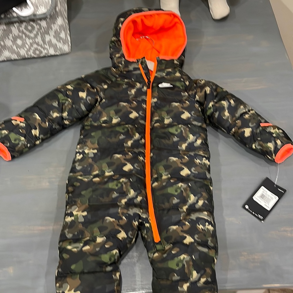 Nike puffer super cute